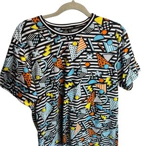 Oh Snap!  Geometric Pattern Short Sleeve Tee